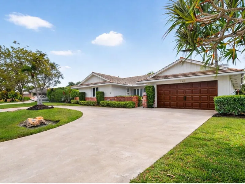 229 Walton Heath Drive, Atlantis, FL 33462