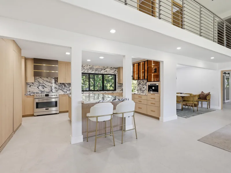 342 N Fairway N, Tequesta, FL 33469