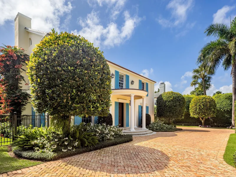 246 Emerald Lane, Palm Beach, FL 33480