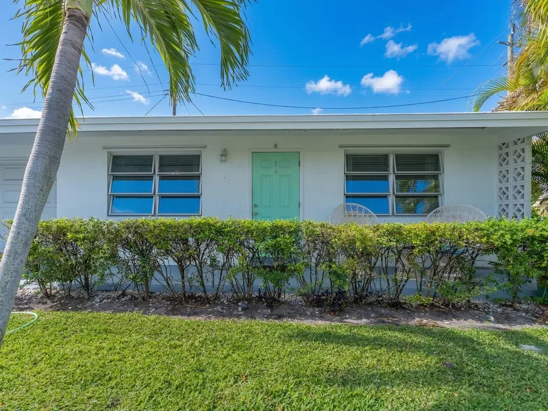 722 Ridge Road 1, Lantana, FL 33462