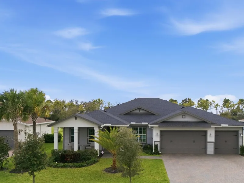 732 Hookline Circle, Loxahatchee, FL 33470