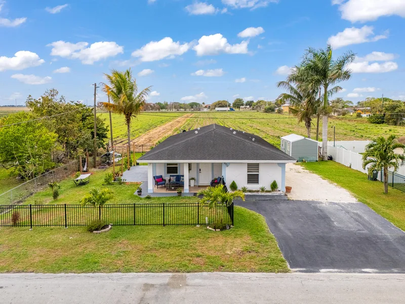 900 SW 12th Street, Belle Glade, FL 33430