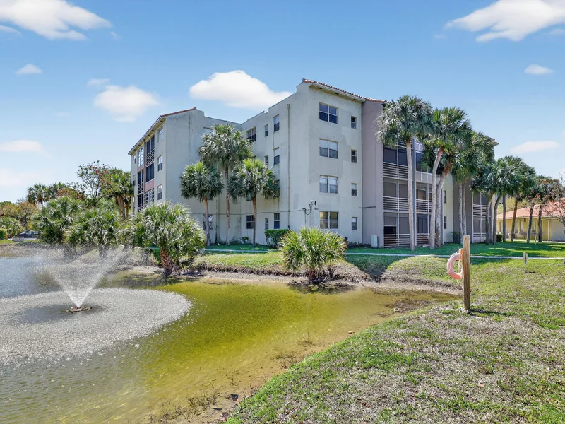 1830 SW 81st Avenue 4107, North Lauderdale, FL 33068