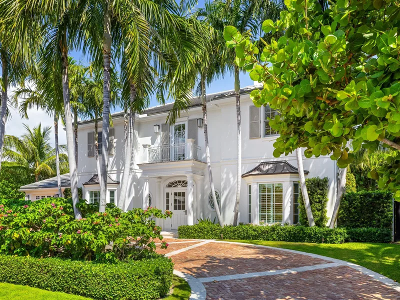 211 Ocean Terrace, Palm Beach, FL 33480