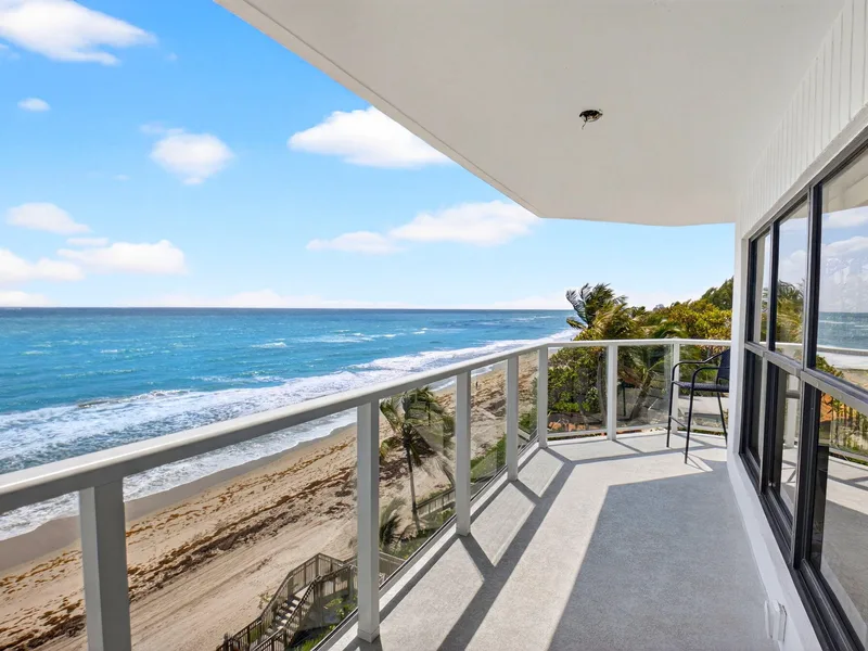 4605 S Ocean Boulevard 5a, Highland Beach, FL 33487