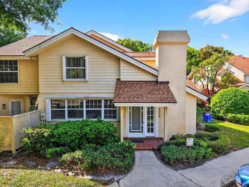 8111 Northboro Court 11b, Lake Clarke Shores, FL 33406