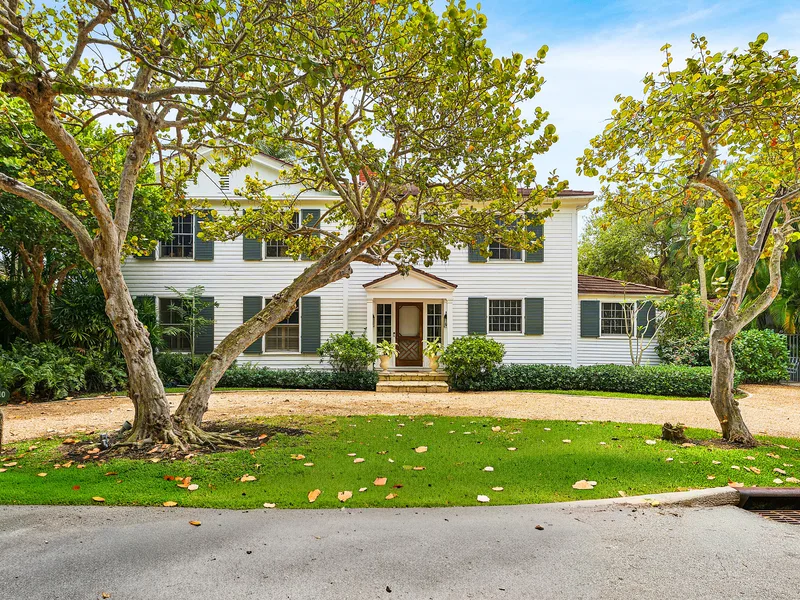 210 Merrain Road, Palm Beach, FL 33480