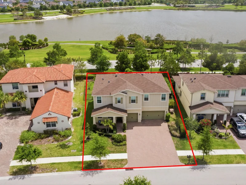 1096 Sterling Pine Place, Loxahatchee, FL 33470