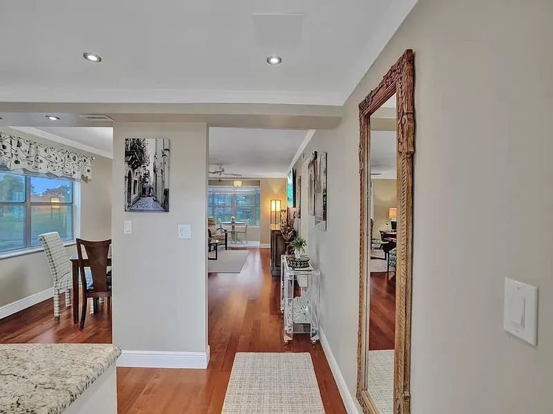 9020 Sunrise Lakes Boulevard 201, Sunrise, FL 33322