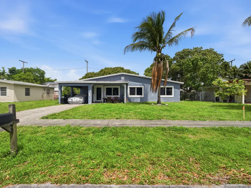 3821 NW 4th Place, Lauderhill, FL 33311