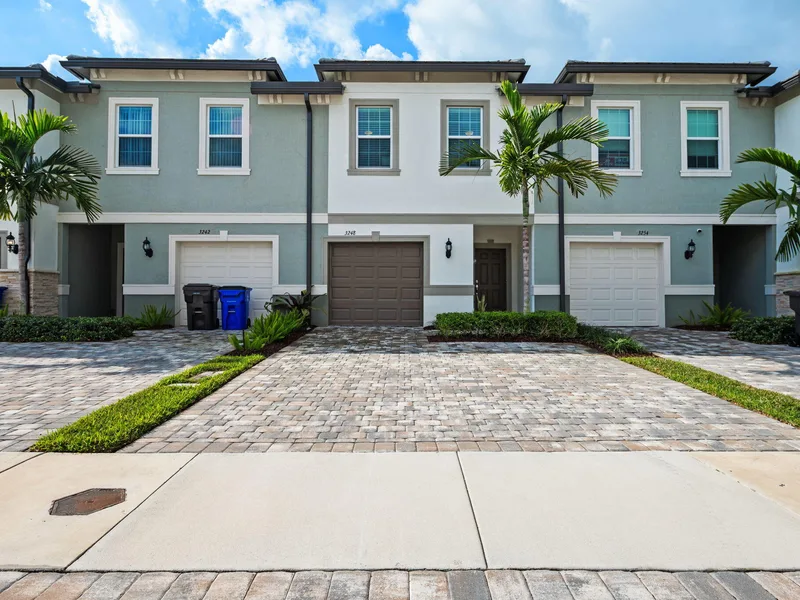 3248 Watercress Drive, Lauderdale Lakes, FL 33311