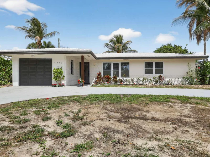 1773 Ocala Road, North Palm Beach, FL 33408