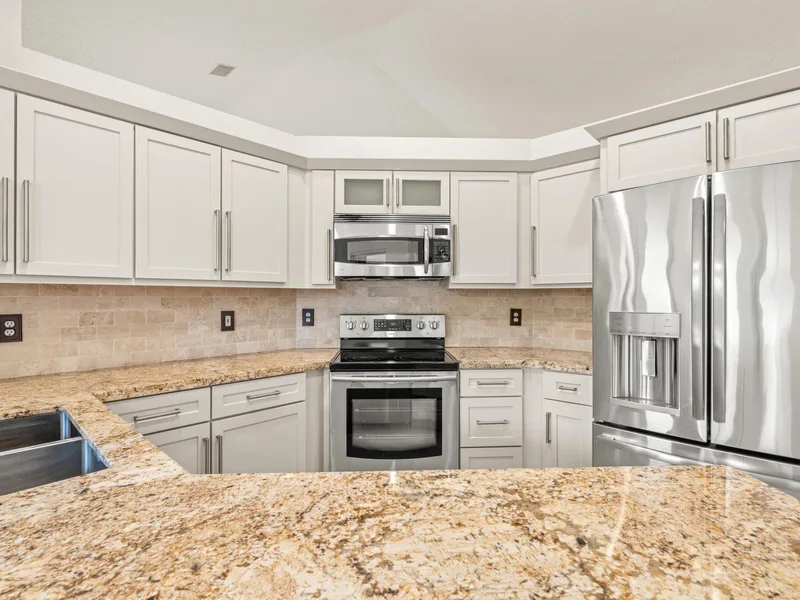 833 Heron Road, Weston, FL 33326