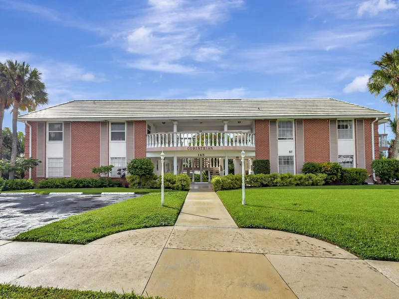 148 Yacht Club Drive 5, North Palm Beach, FL 33408