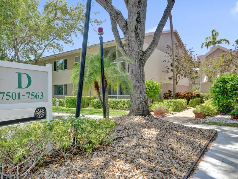 7513 Trent Drive 107, Tamarac, FL 33321