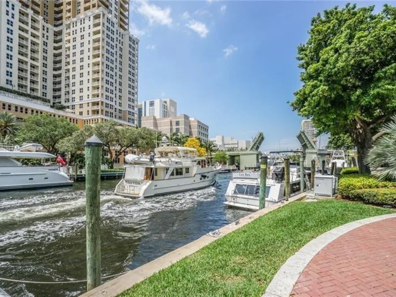 347 N New River Dr Drive E 405, Fort Lauderdale, FL 33301