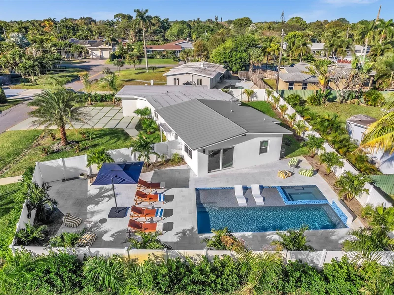 209 NE 27th Drive, Wilton Manors, FL 33334