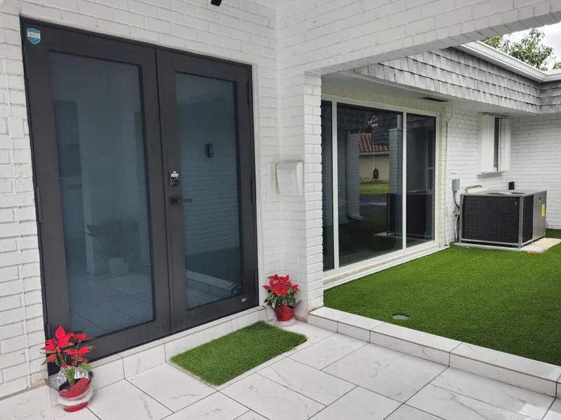 5707 White Hickory Circle, Tamarac, FL 33319