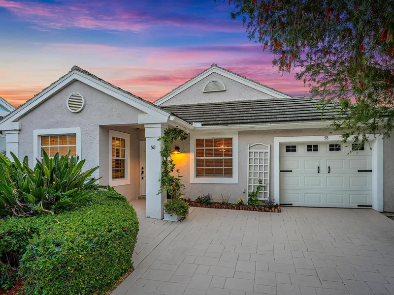 58 Admirals Court, Palm Beach Gardens, FL 33418