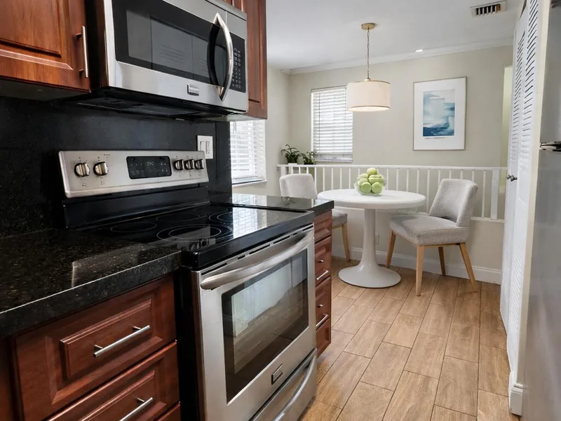 2837 N Course Drive 202, Pompano Beach, FL 33069