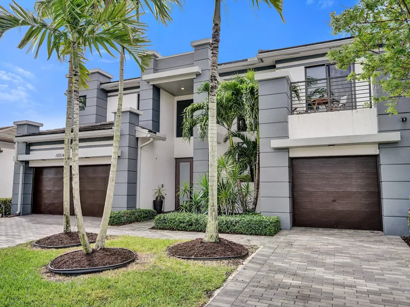 10514 N Lago Vista Circle, Parkland, FL 33076