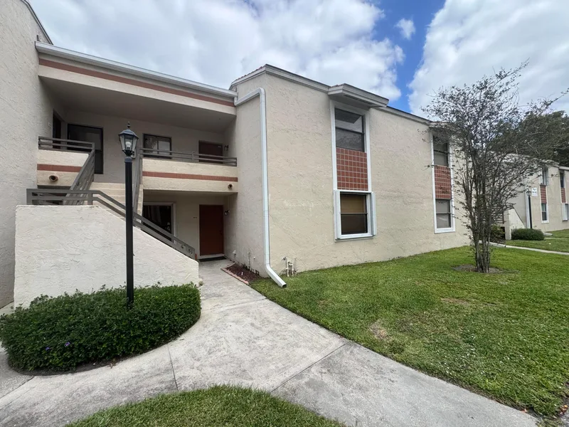 9819 NW 3rd Court 3, Plantation, FL 33324