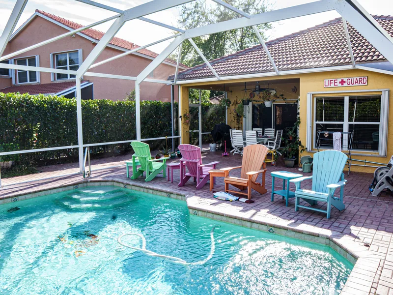 8058 Via Hacienda, Riviera Beach, FL 33418