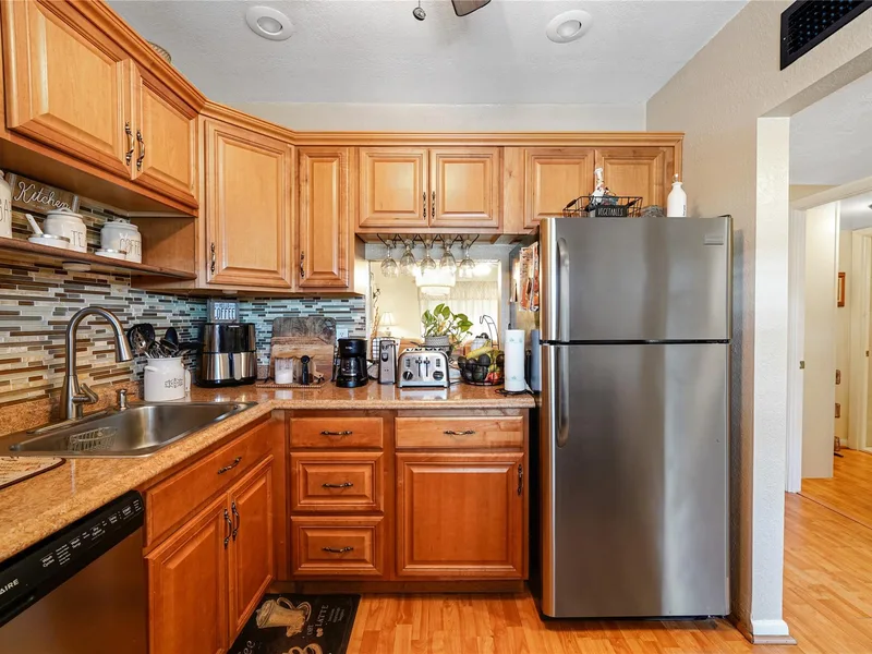 551 NW 76th Terrace 208, Margate, FL 33063