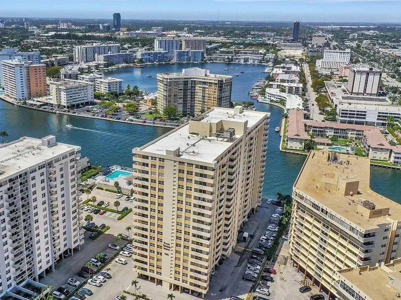 1833 S Ocean Drive 1209, Hallandale Beach, FL 33009