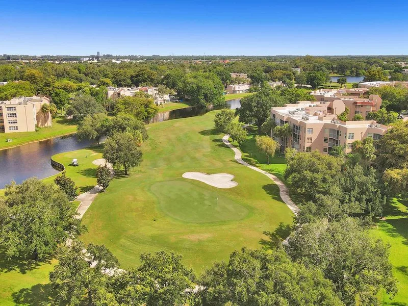 1811 Sabal Palm Drive 203, Davie, FL 33324