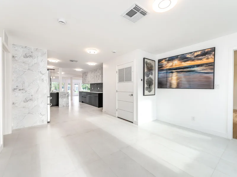 3470 NW 21st Avenue, Oakland Park, FL 33309