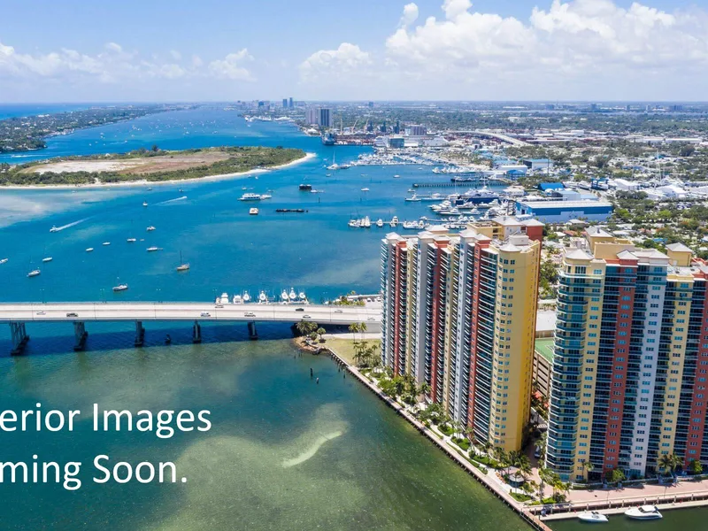 2650 Lake Shore Drive 106, Riviera Beach, FL 33404