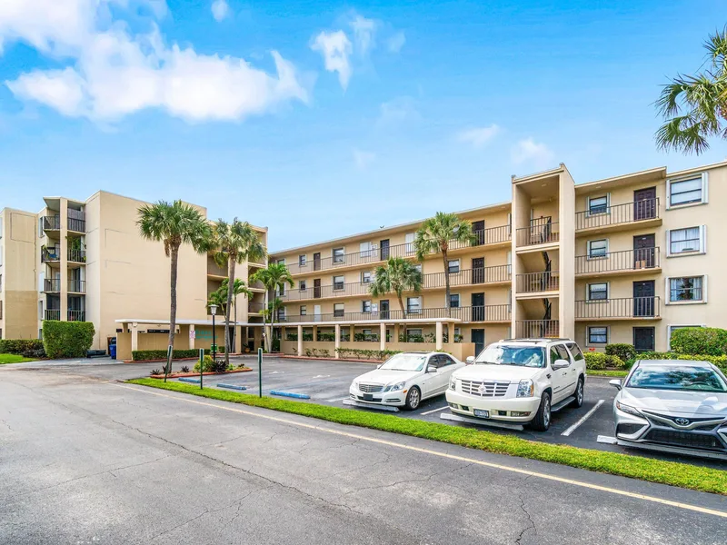 890 N Federal Highway 311, Lantana, FL 33460