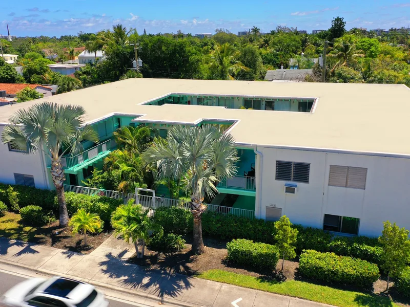 702 N Federal Highway A8, Lake Worth Beach, FL 33460