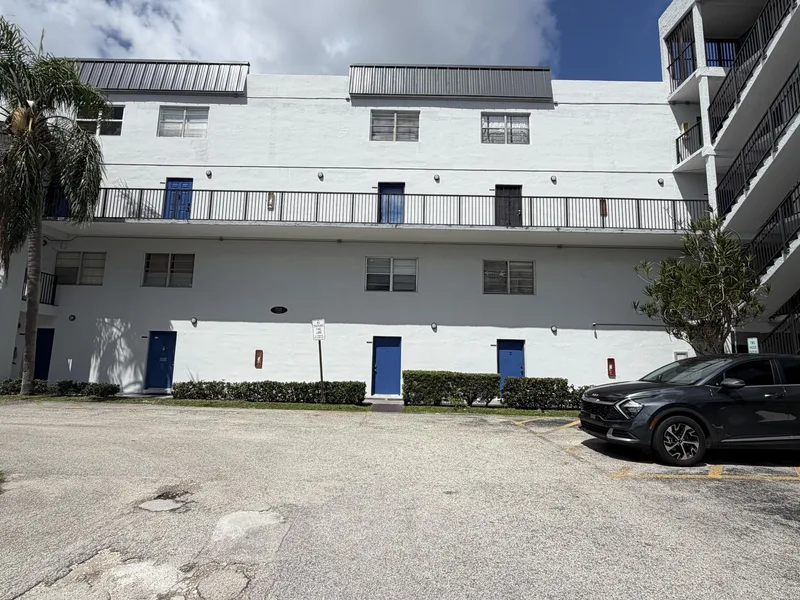 7541 NW 16th Street NW 1105, Plantation, FL 33313