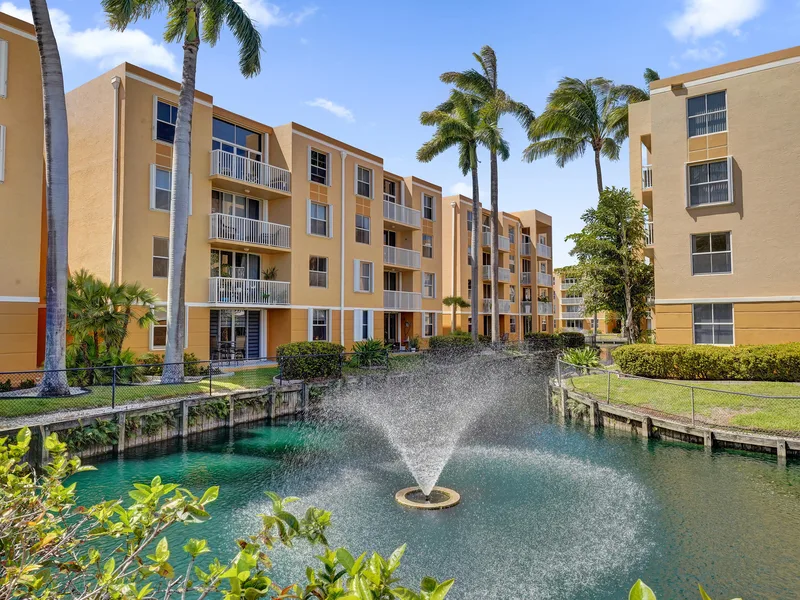 1450 SE 3rd Avenue 305, Dania Beach, FL 33004