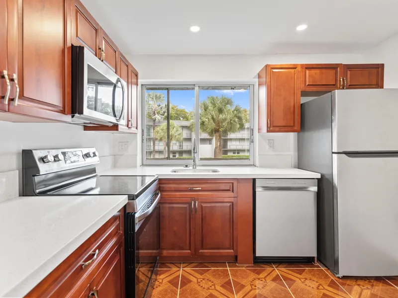 9091 Lime Bay Boulevard 210, Tamarac, FL 33321