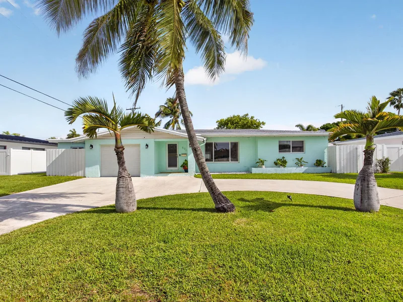 571 SE 14th Street, Pompano Beach, FL 33060