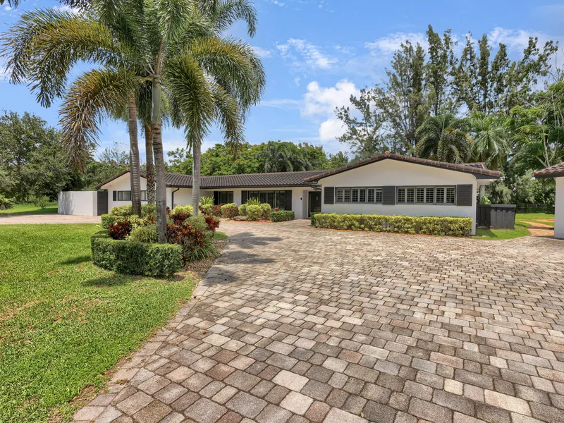 14701 SW Sunset Lane, Southwest Ranches, FL 33330