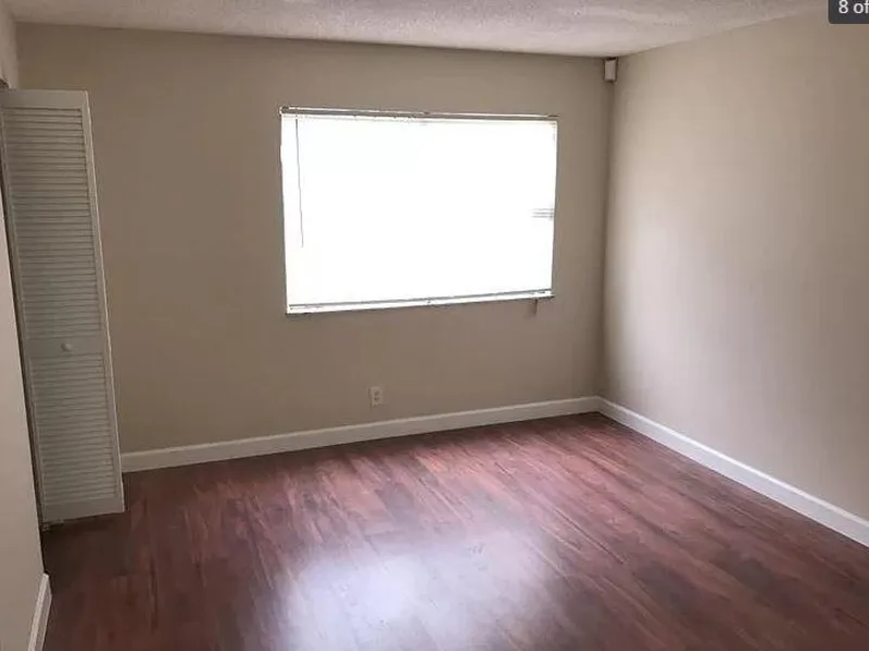 5710 NW 21st Street 36-b, Lauderhill, FL 33313