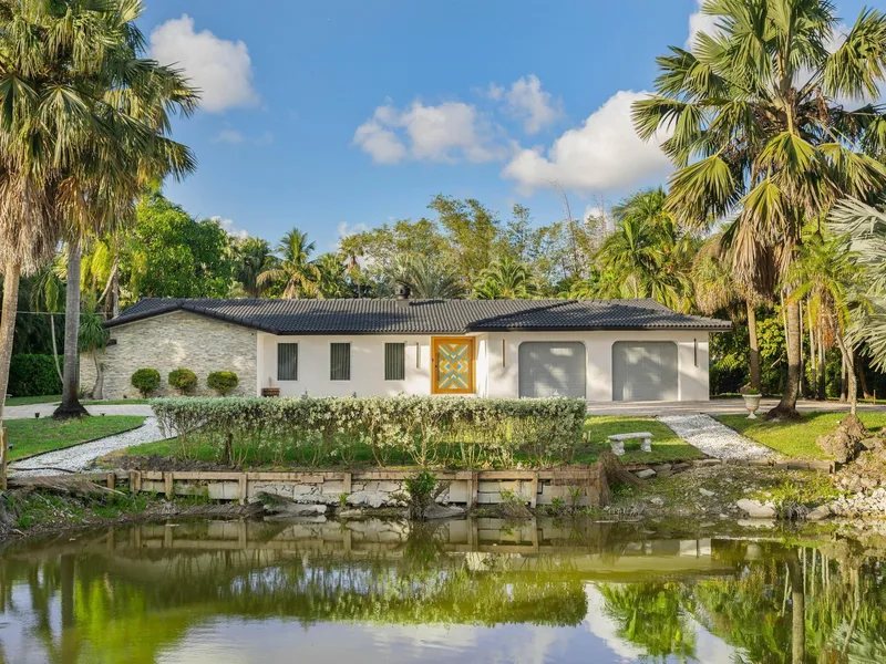 11621 NW 21st Court, Plantation, FL 33323