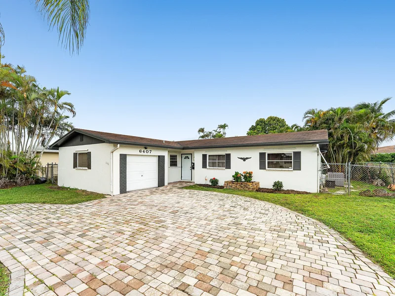 6407 Boulevard Of Champions Boulevard Of Champions, North Lauderdale, FL 33068