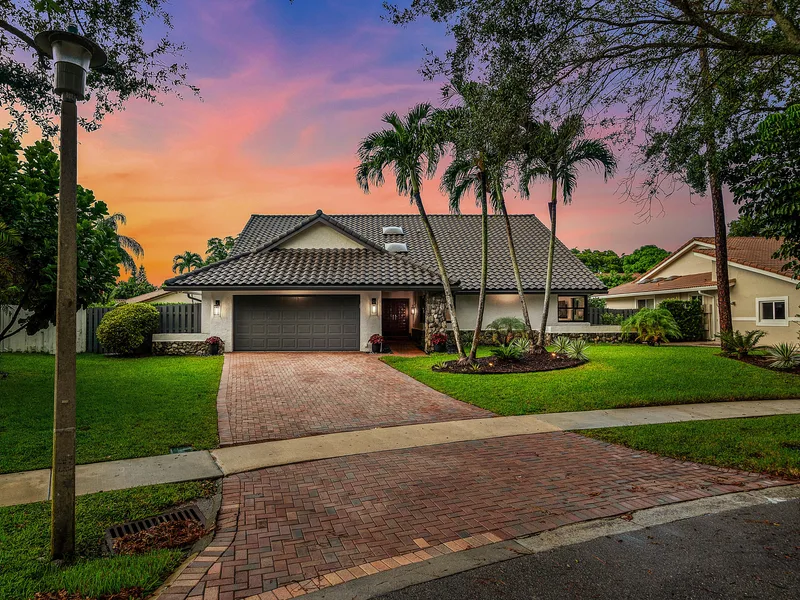 2845 NW 42nd Street, Boca Raton, FL 33434