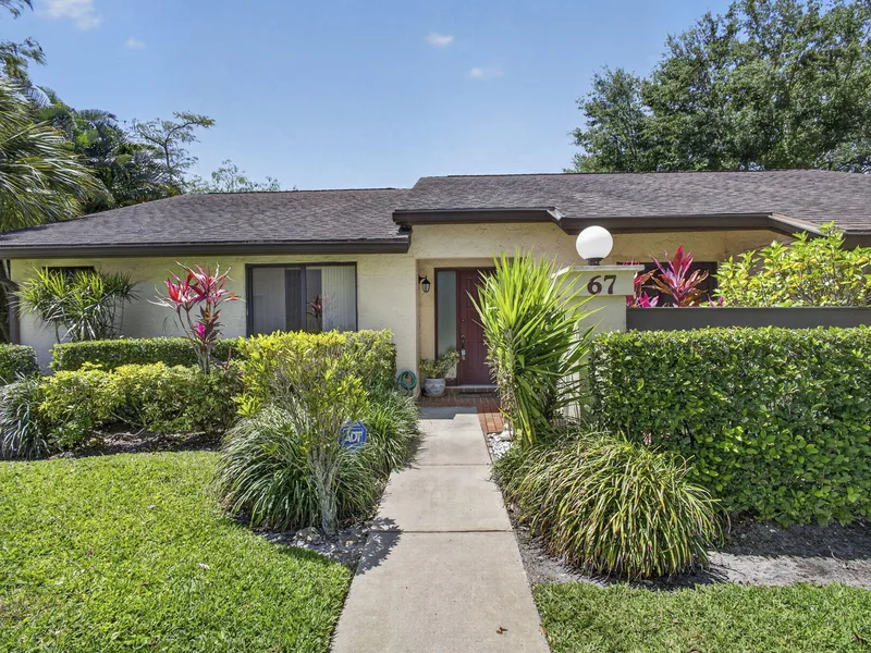 67 Macadamia Court, Royal Palm Beach, FL 33411