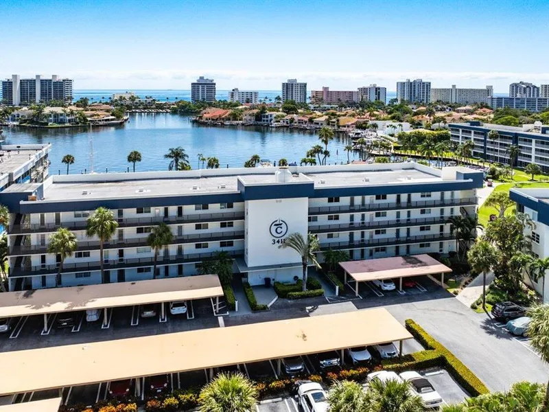 3411 Spanish Trail 418, Delray Beach, FL 33483