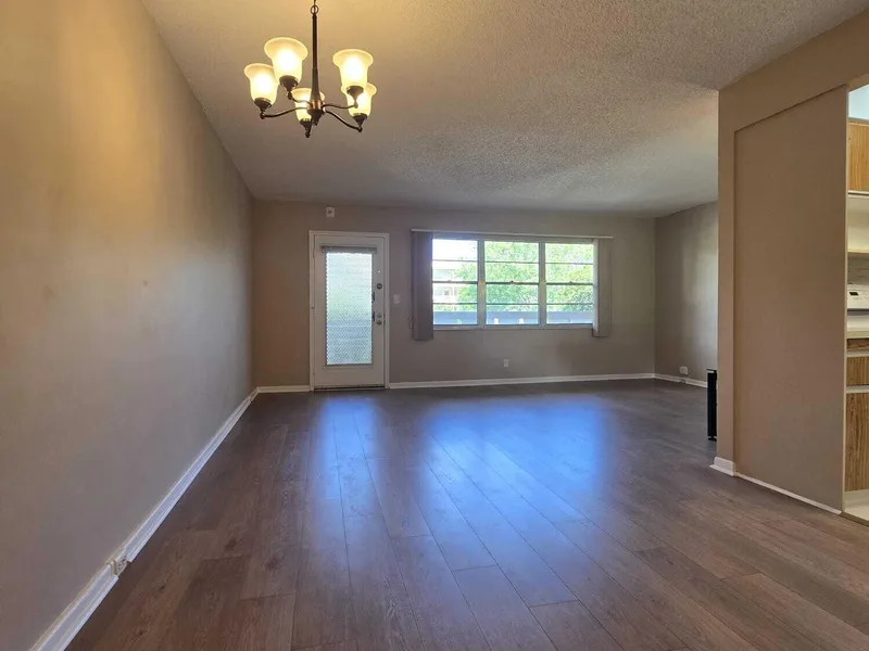 2103 Lucaya Bend E-2, Coconut Creek, FL 33066