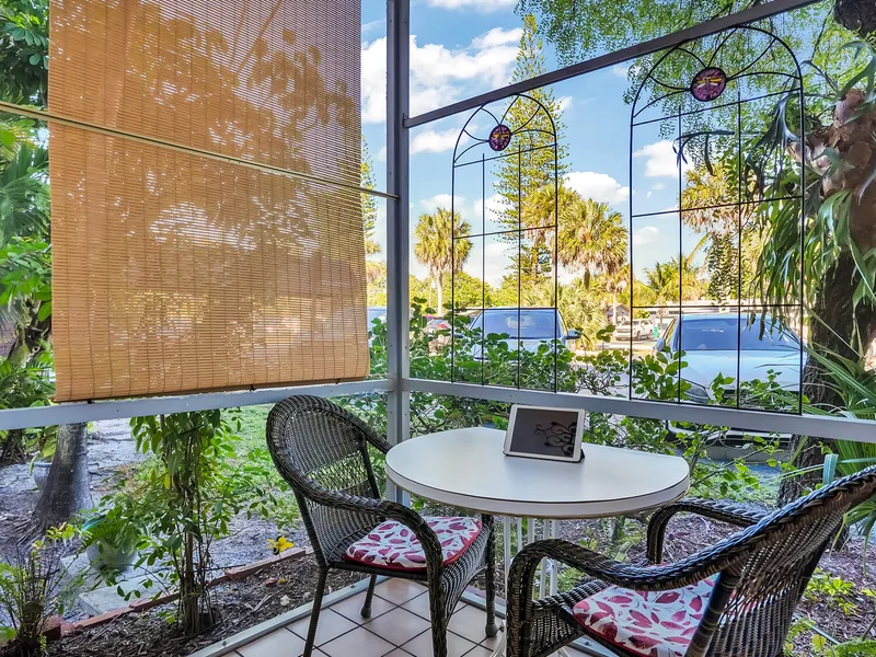 2061 NW 47th Terrace 103, Lauderhill, FL 33313