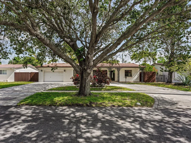 1101 NE 4th Court, Hallandale Beach, FL 33009