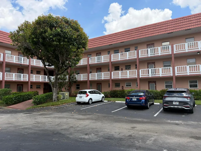 9441 Sunrise Lakes Boulevard 308, Sunrise, FL 33322