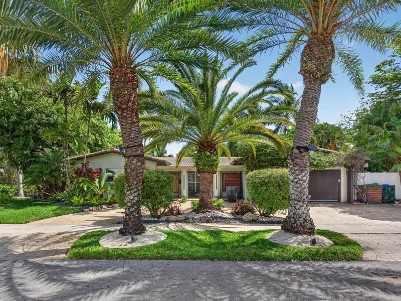 2812 NW 12th Avenue, Wilton Manors, FL 33311